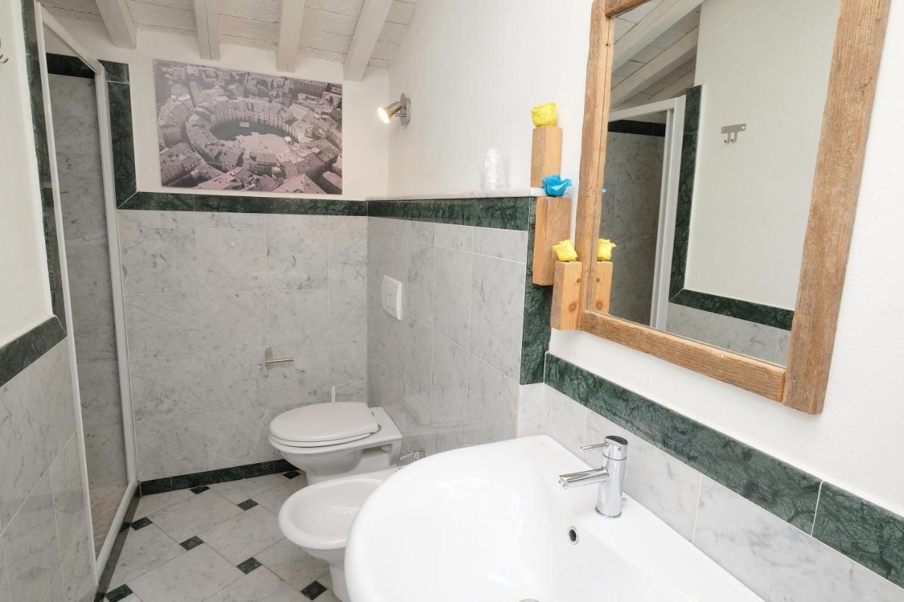 La Turandot Suite With Ac And Wifi ルッカ エクステリア 写真